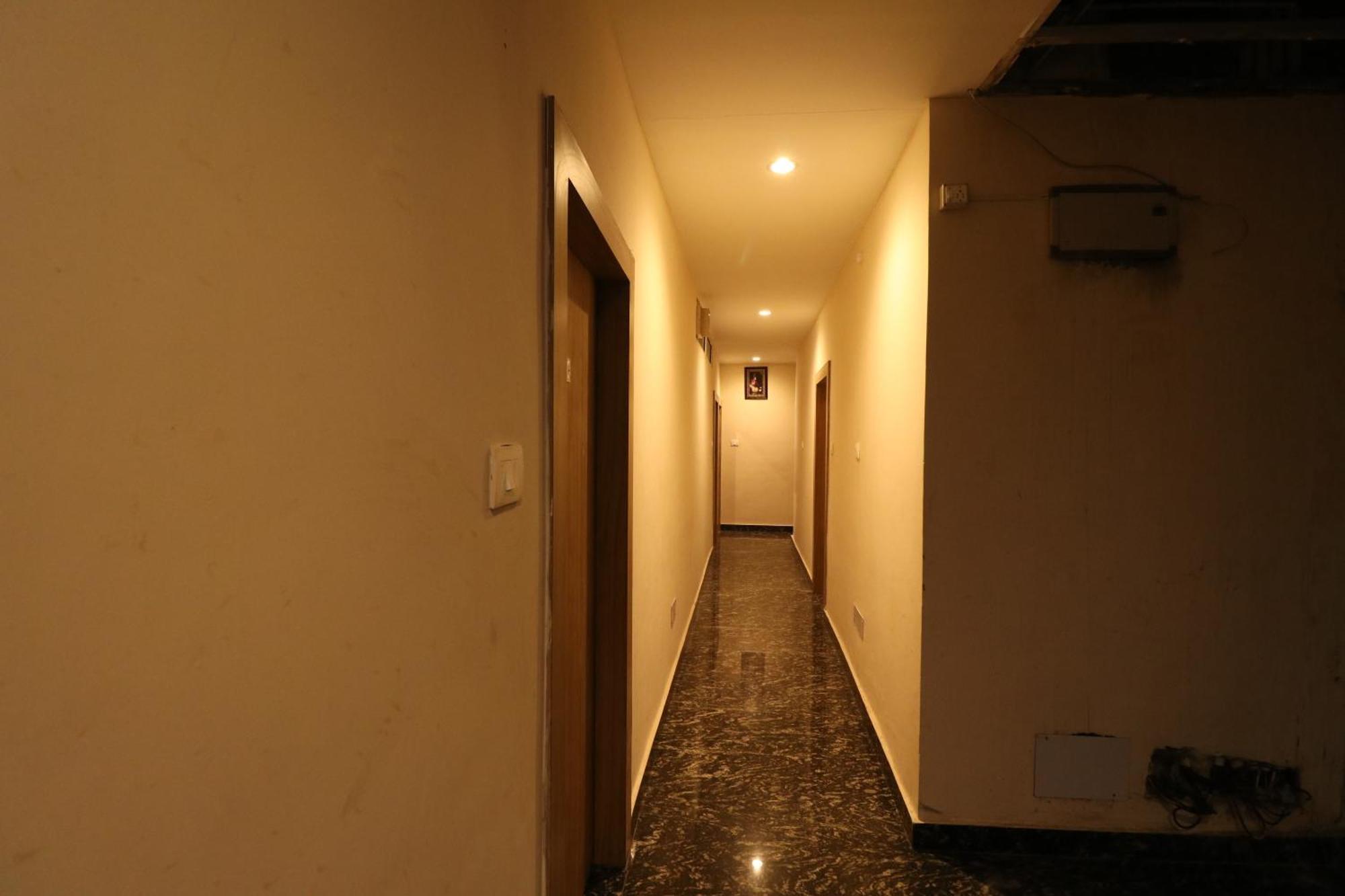 Hotel Pratap Grand Ранчи Экстерьер фото