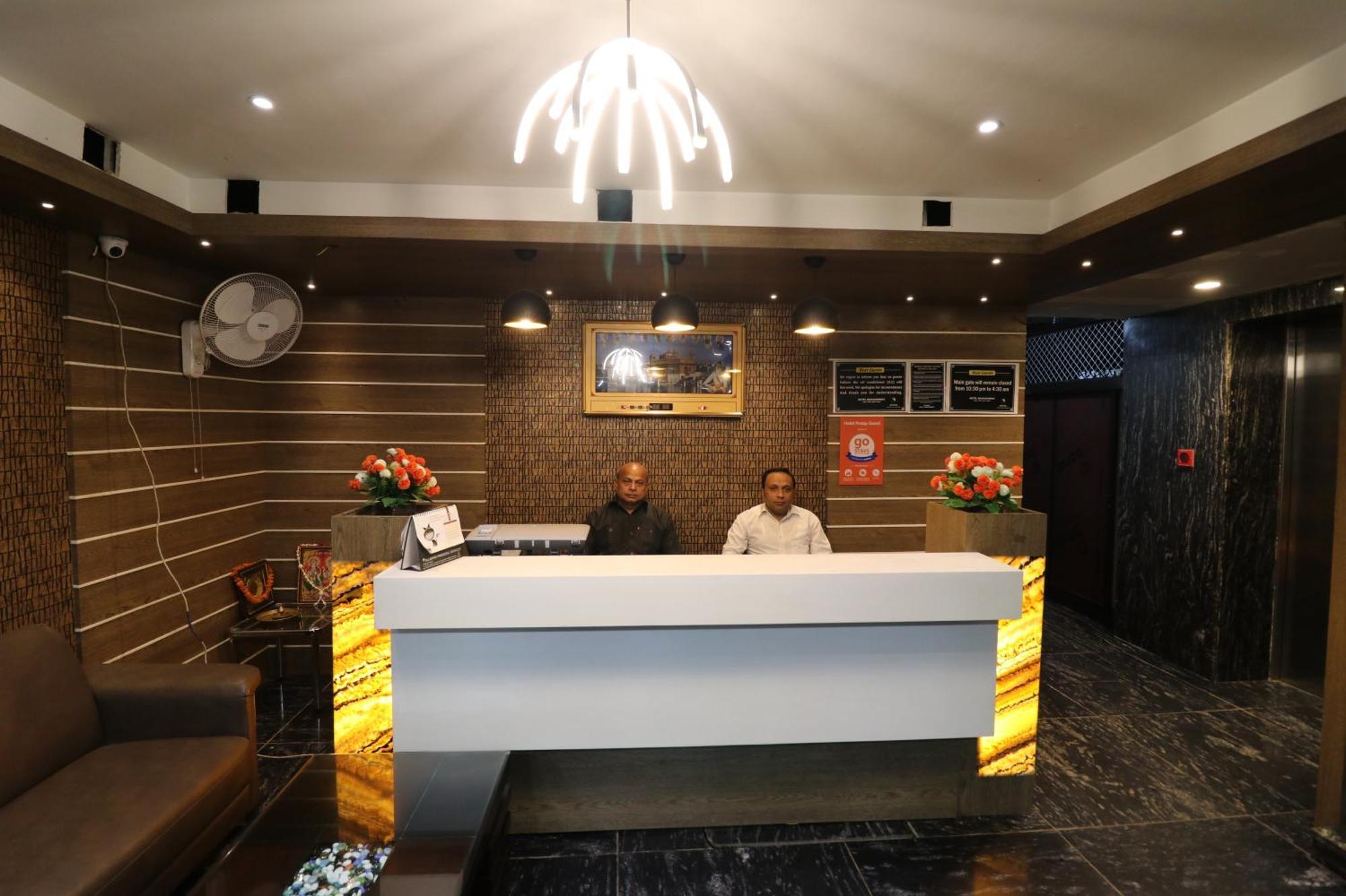 Hotel Pratap Grand Ранчи Экстерьер фото