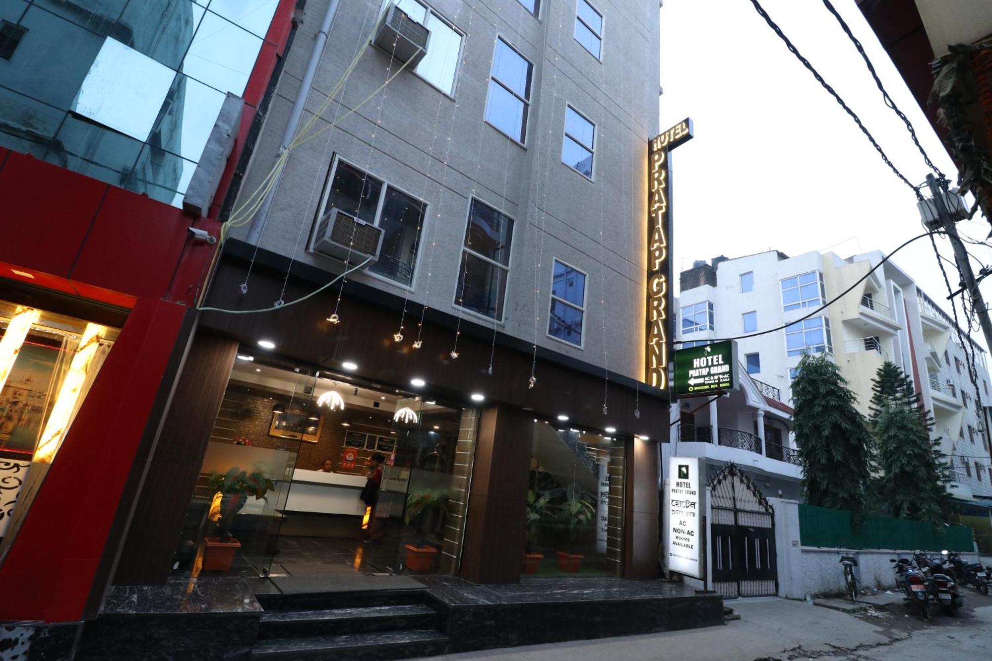 Hotel Pratap Grand Ранчи Экстерьер фото