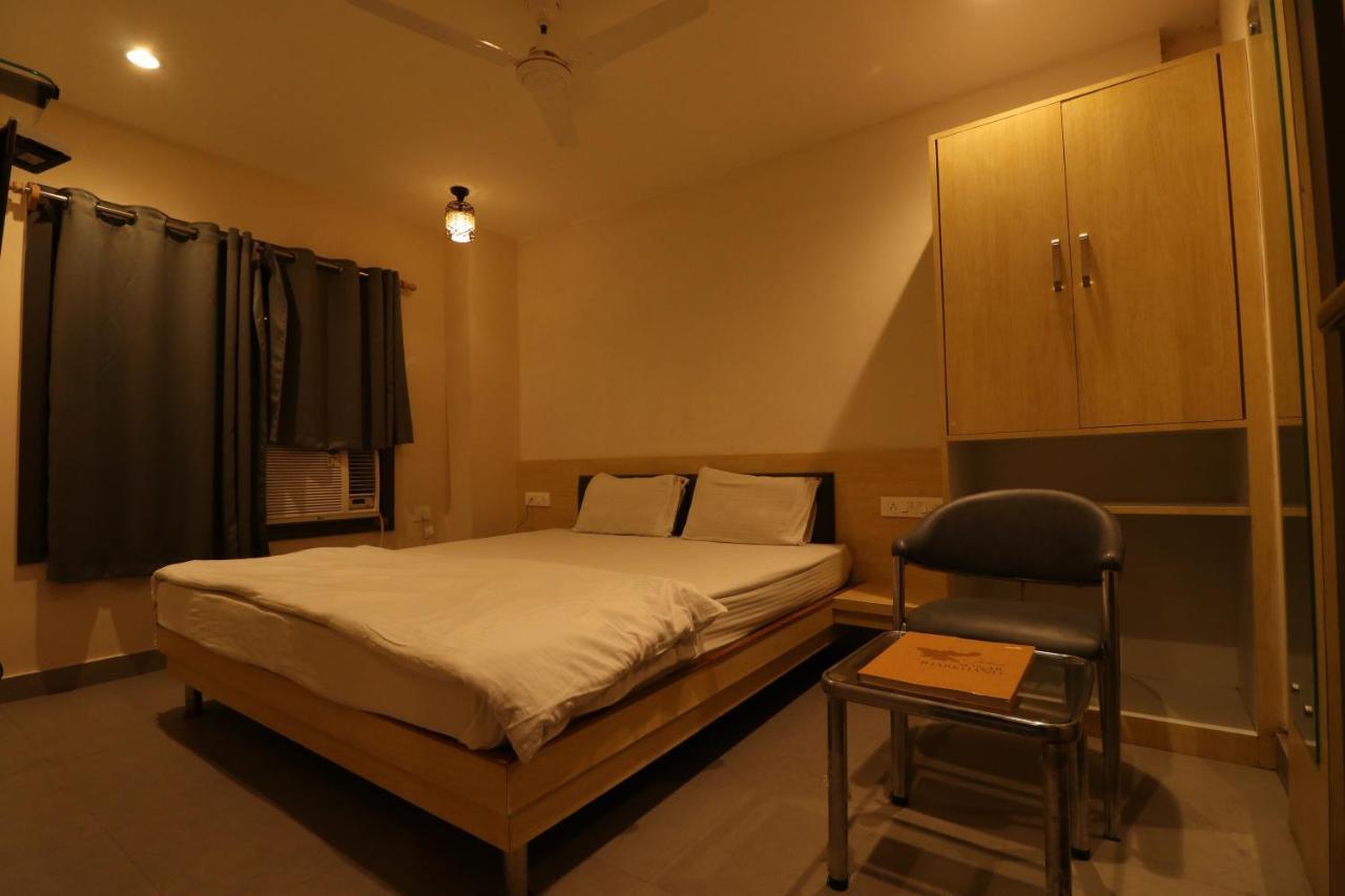 Hotel Pratap Grand Ранчи Экстерьер фото