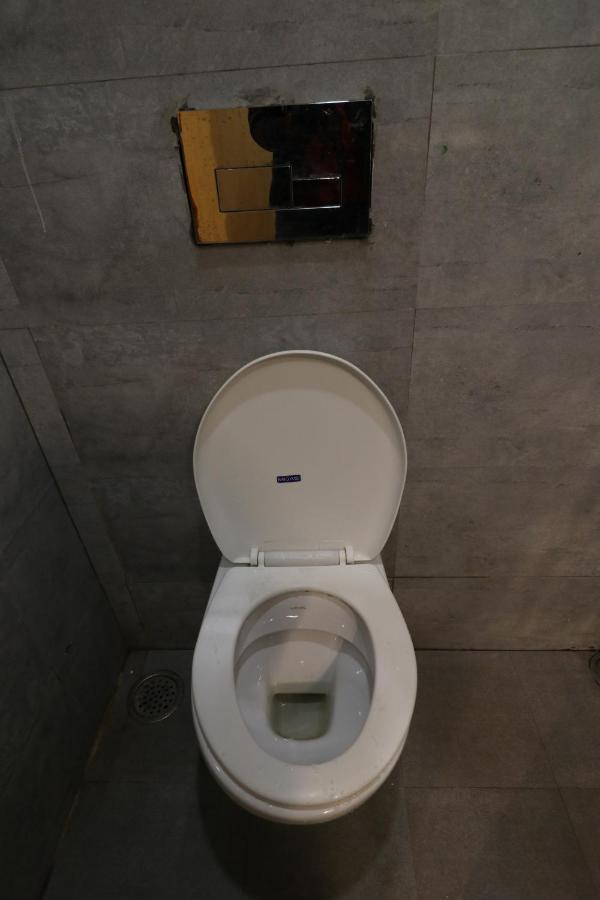 Hotel Pratap Grand Ранчи Экстерьер фото