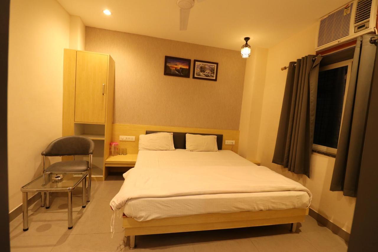 Hotel Pratap Grand Ранчи Экстерьер фото